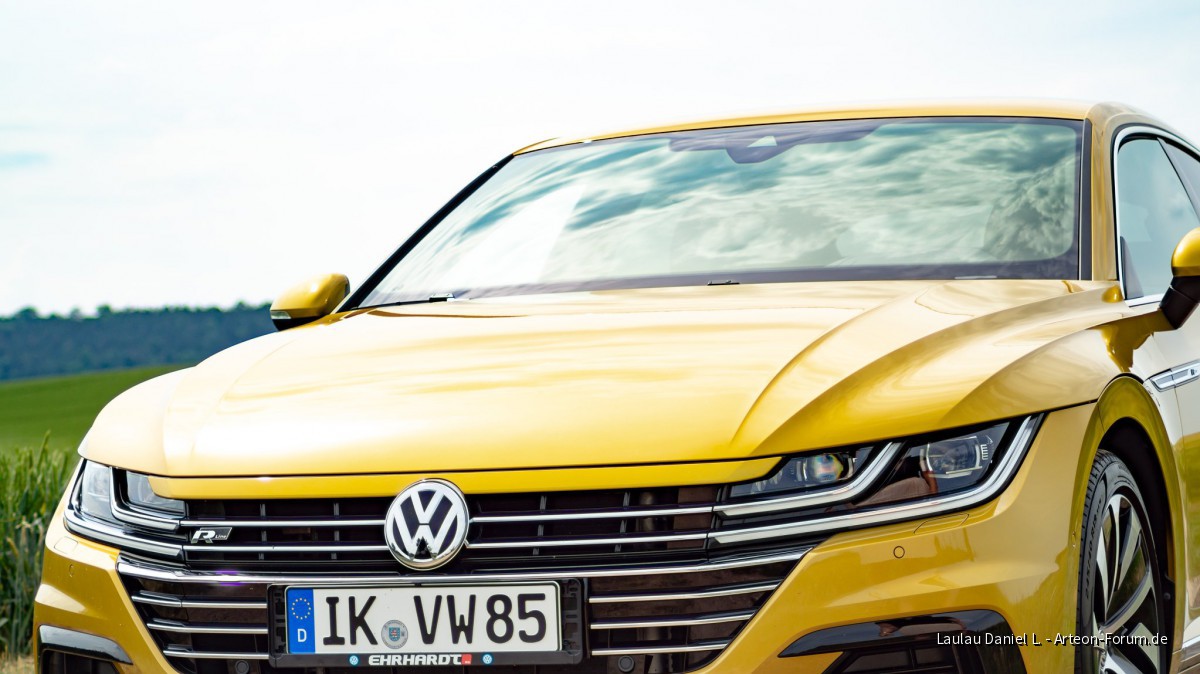 VW Arteon R-Line