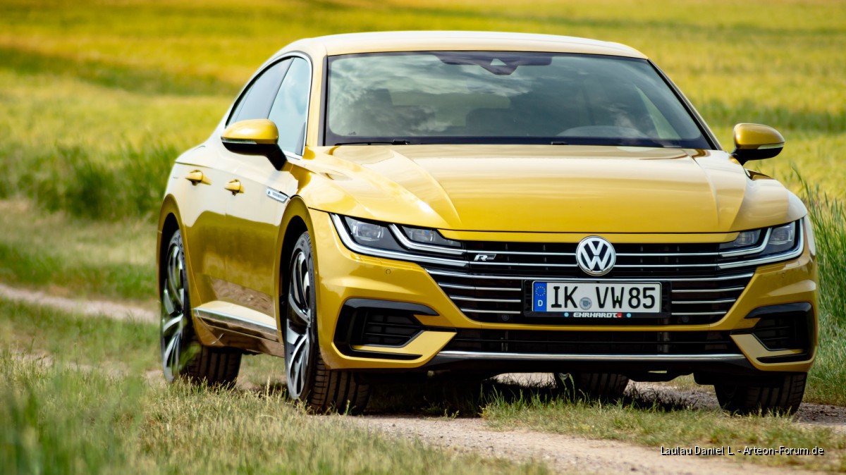 VW Arteon R-Line