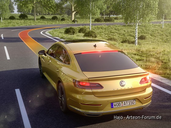 Automatische Distanzregelung ACC - Offizielles Foto von Volkswagen